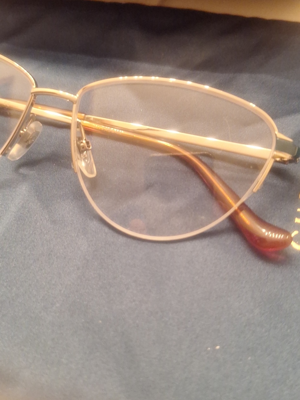 Gucci Clear Frame Glasses - Picture 13 of 13